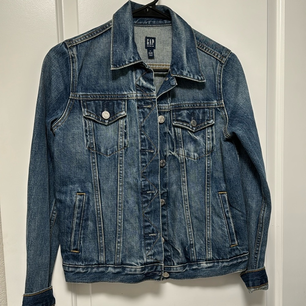 Gap denim jacket, size xs